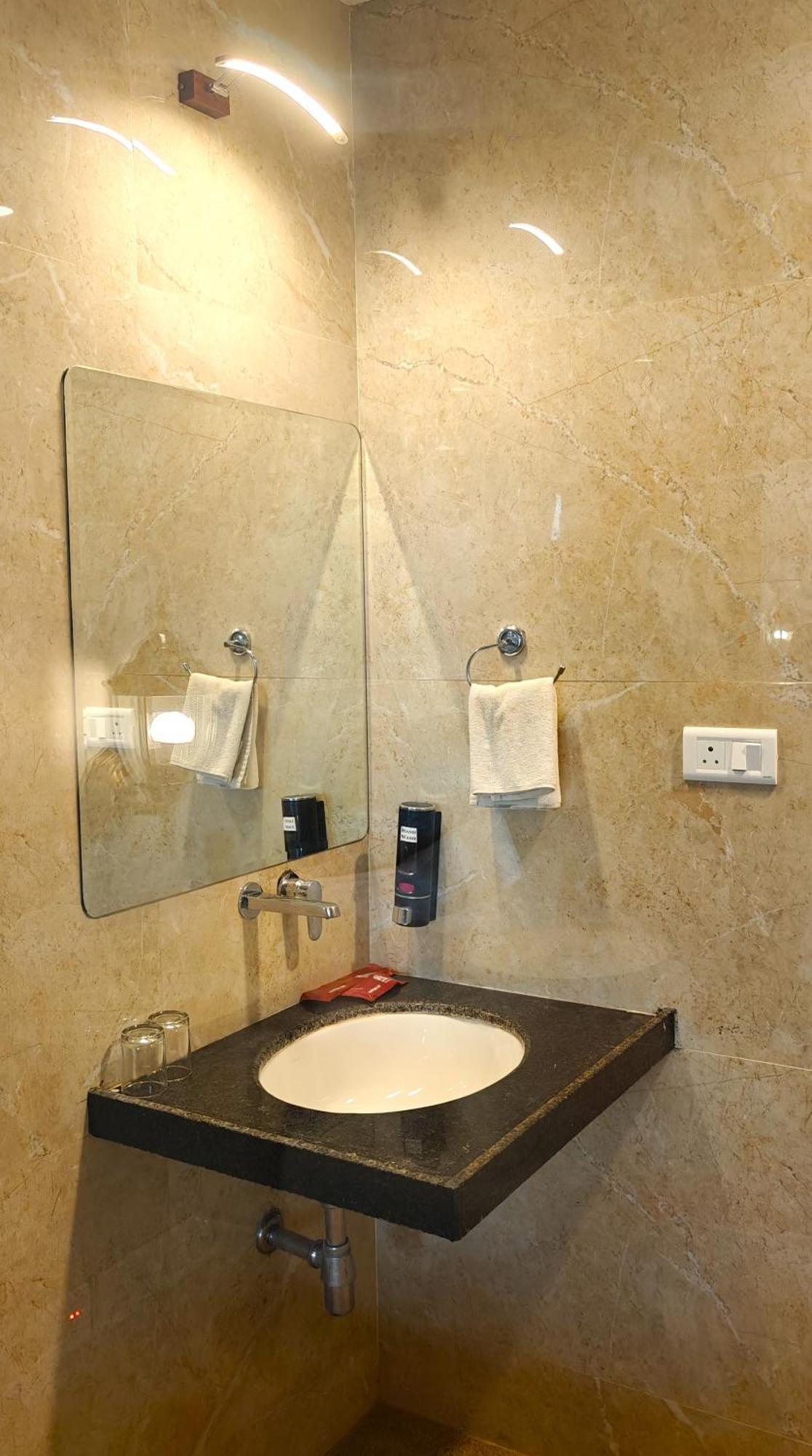 Hotel The Biletha Bagh Udaipur Esterno foto