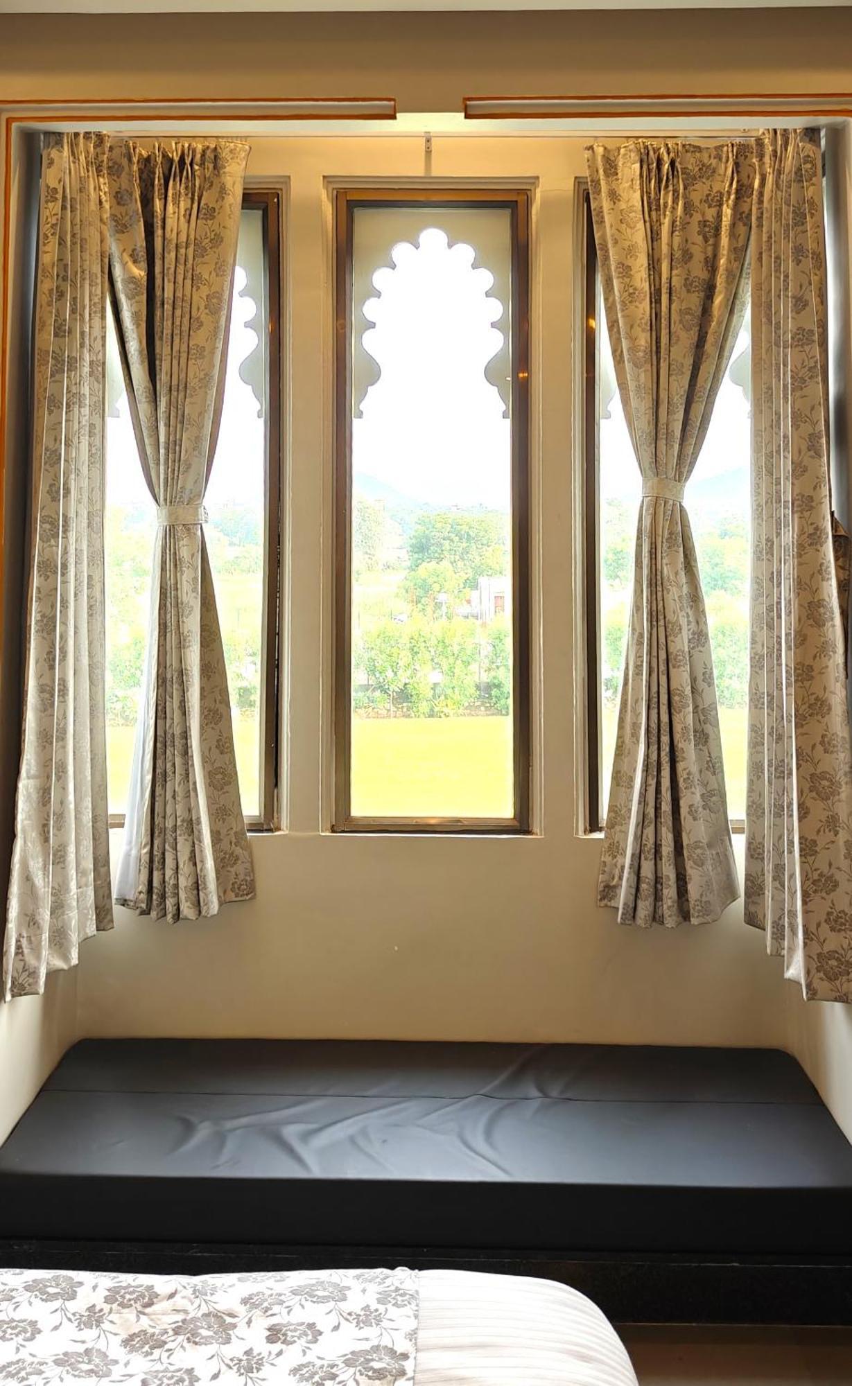 Hotel The Biletha Bagh Udaipur Esterno foto